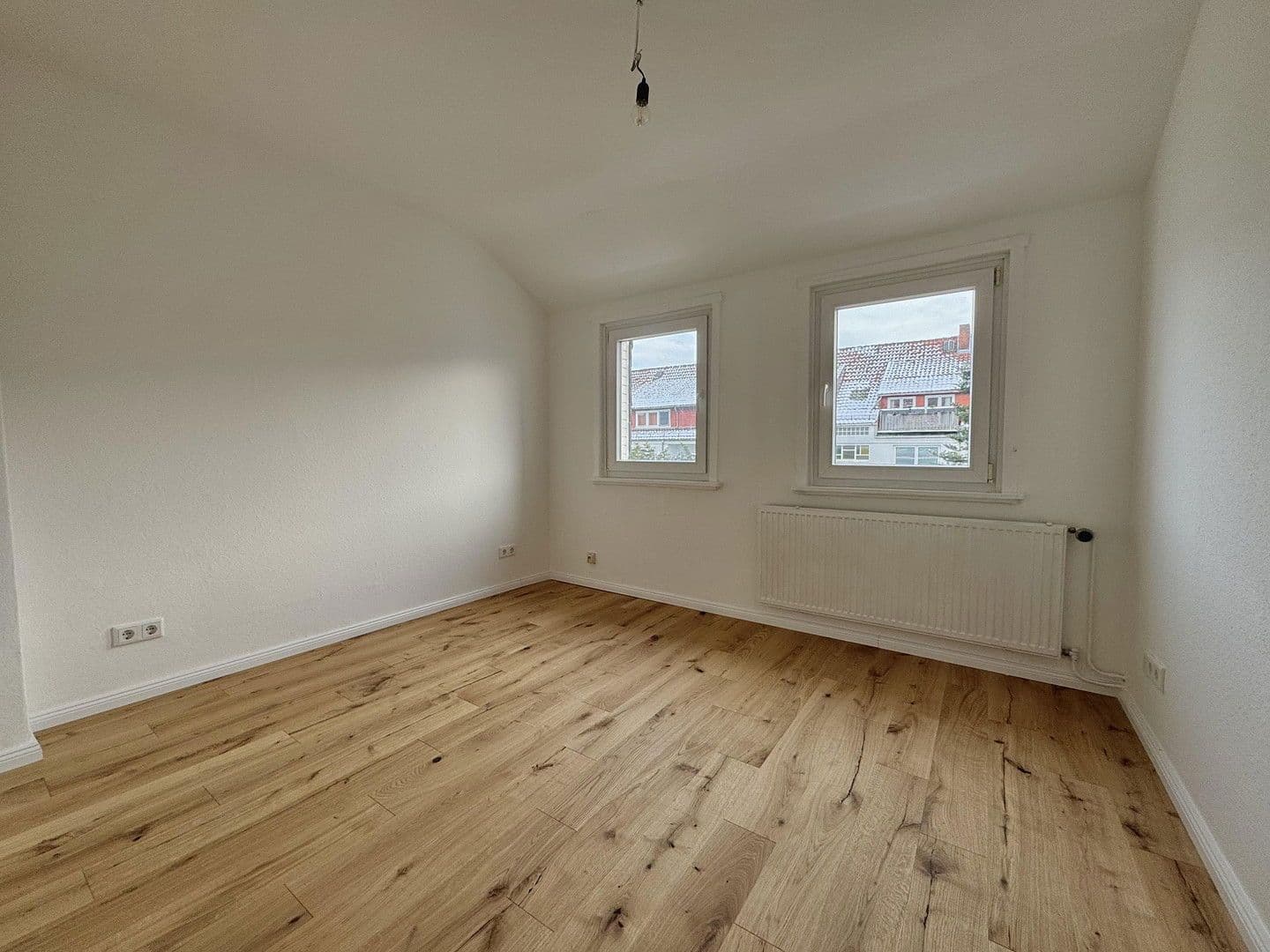 Prodej bytu 3+1 42 m², Nietzschestraße 8, Bremen, Bremen Prodej bytu 3+1 42 m², Nietzschestraße 8, Bremen, Bremen