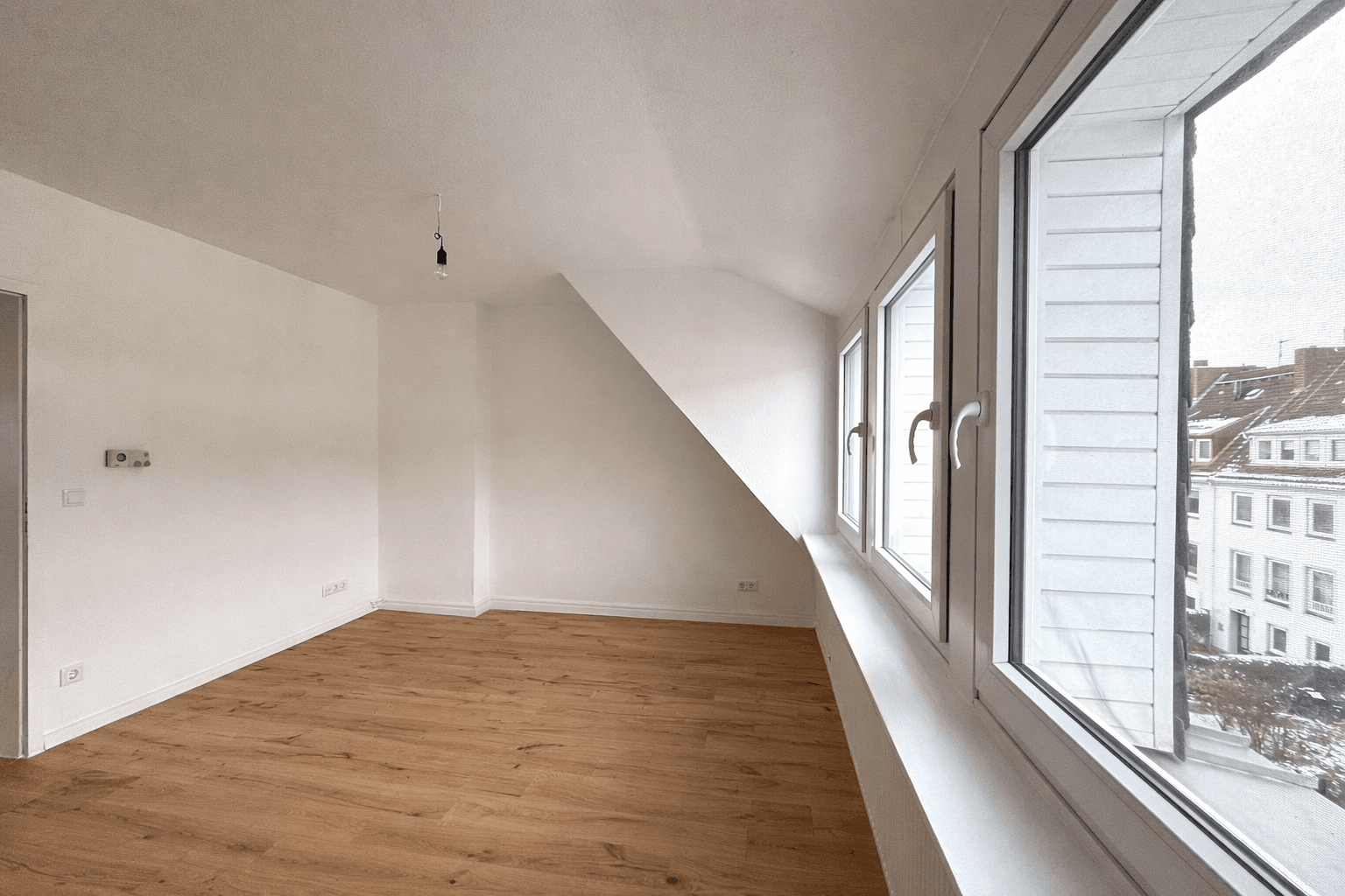 Prodej bytu 3+1 42 m², Nietzschestraße 8, Bremen, Bremen Prodej bytu 3+1 42 m², Nietzschestraße 8, Bremen, Bremen