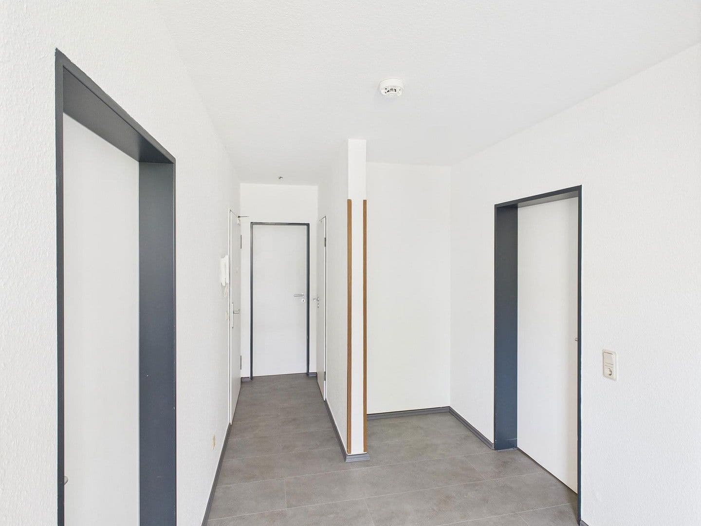 Pronájem bytu 2+1 63 m², Am Unterhorstweg 18, Magdeburg, Sasko-Anhaltsko Pronájem bytu 2+1 63 m², Am Unterhorstweg 18, Magdeburg, Sasko-Anhaltsko