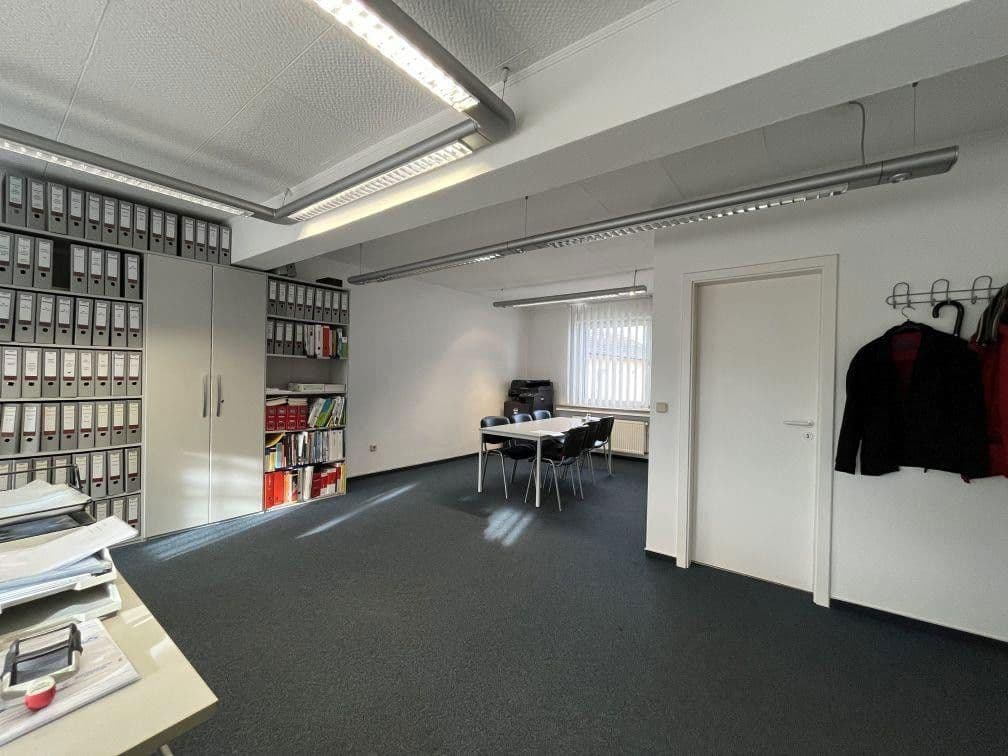 Pronájem kanceláře 129 m², Köln, Severní Porýní-Vestfálsko Pronájem kanceláře 129 m², Köln, Severní Porýní-Vestfálsko