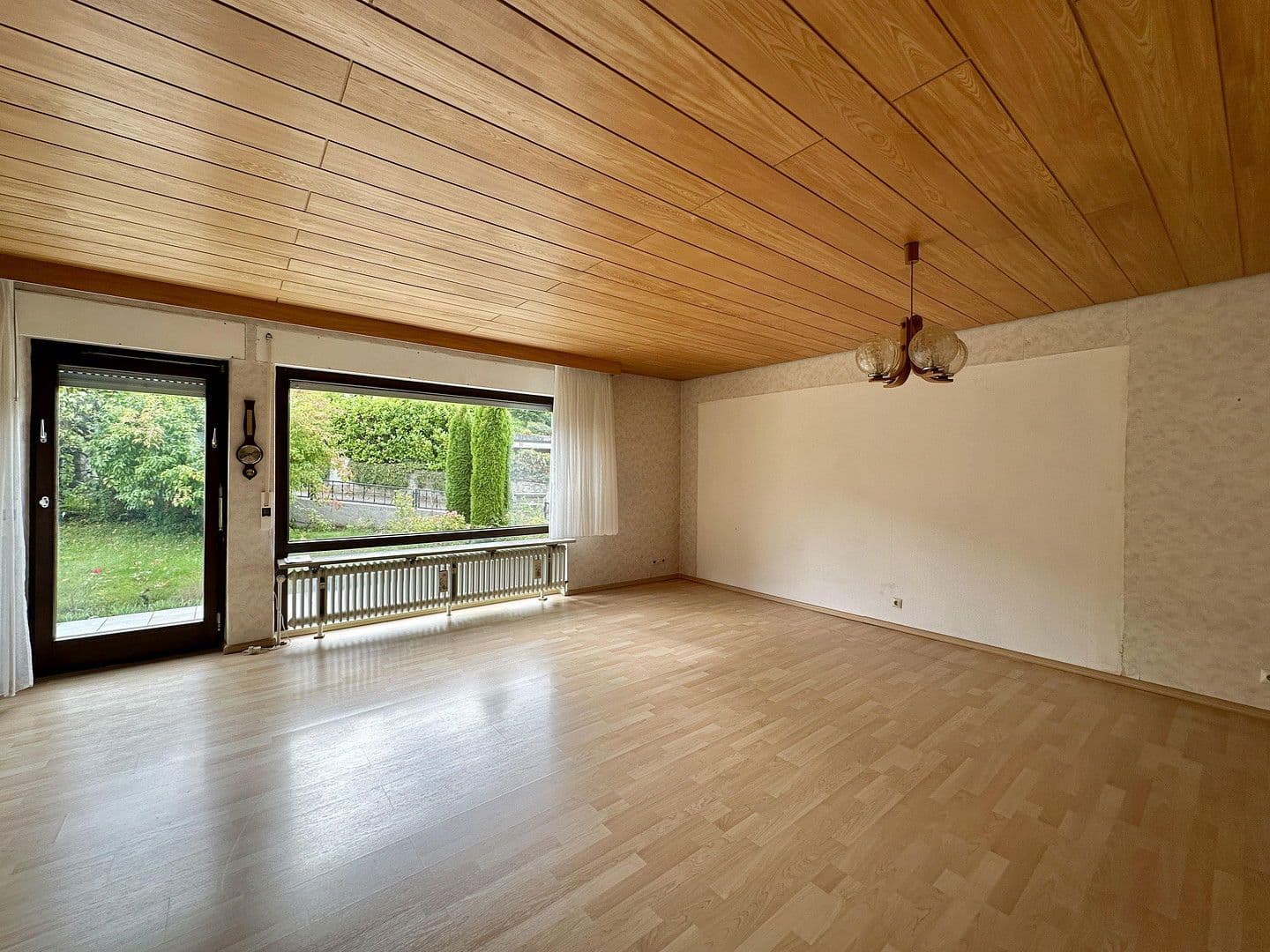 Prodej domu 137 m², pozemek 305 m², Remshalden, Bádensko-Württembersko Prodej domu 137 m², pozemek 305 m², Remshalden, Bádensko-Württembersko