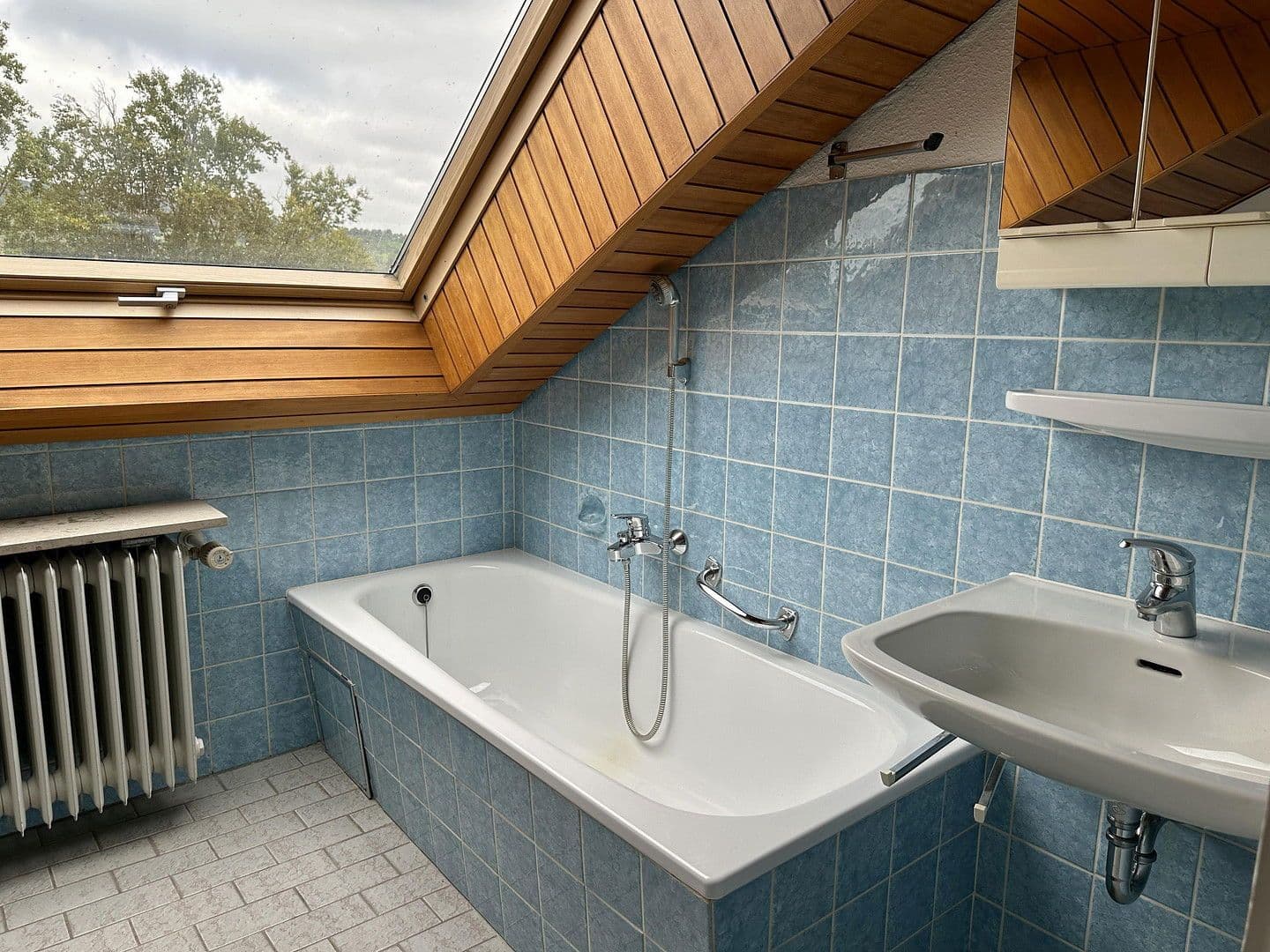 Prodej domu 137 m², pozemek 305 m², Remshalden, Bádensko-Württembersko Prodej domu 137 m², pozemek 305 m², Remshalden, Bádensko-Württembersko