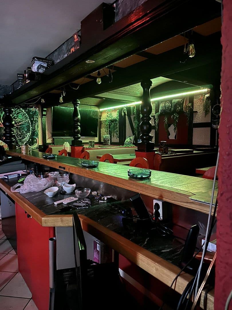 Pronájem nebytového prostoru 107 m², Obersulm, Bádensko-Württembersko Pronájem nebytového prostoru 107 m², Obersulm, Bádensko-Württembersko