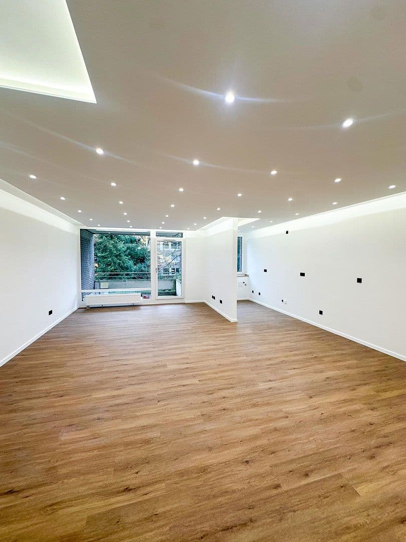 Prodej bytu 3+1 78 m², Kappelerstraße 3, Düsseldorf, Severní Porýní-Vestfálsko Prodej bytu 3+1 78 m², Kappelerstraße 3, Düsseldorf, Severní Porýní-Vestfálsko