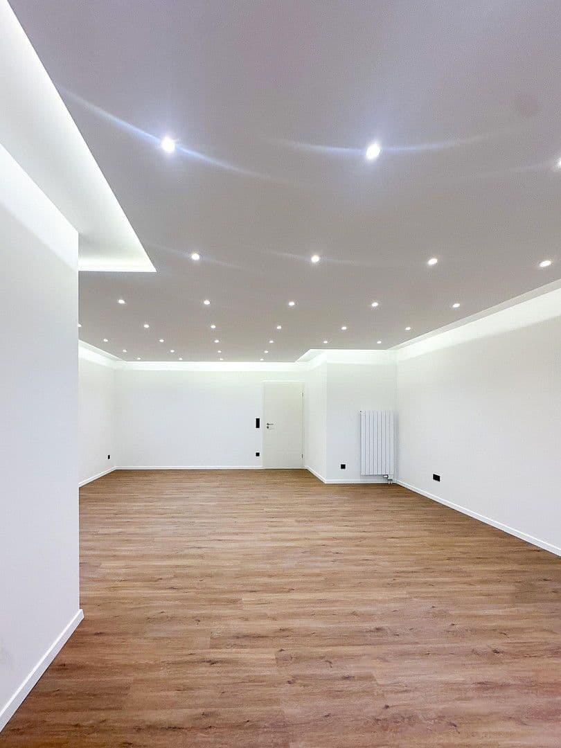 Prodej bytu 3+1 78 m², Kappelerstraße 3, Düsseldorf, Severní Porýní-Vestfálsko Prodej bytu 3+1 78 m², Kappelerstraße 3, Düsseldorf, Severní Porýní-Vestfálsko