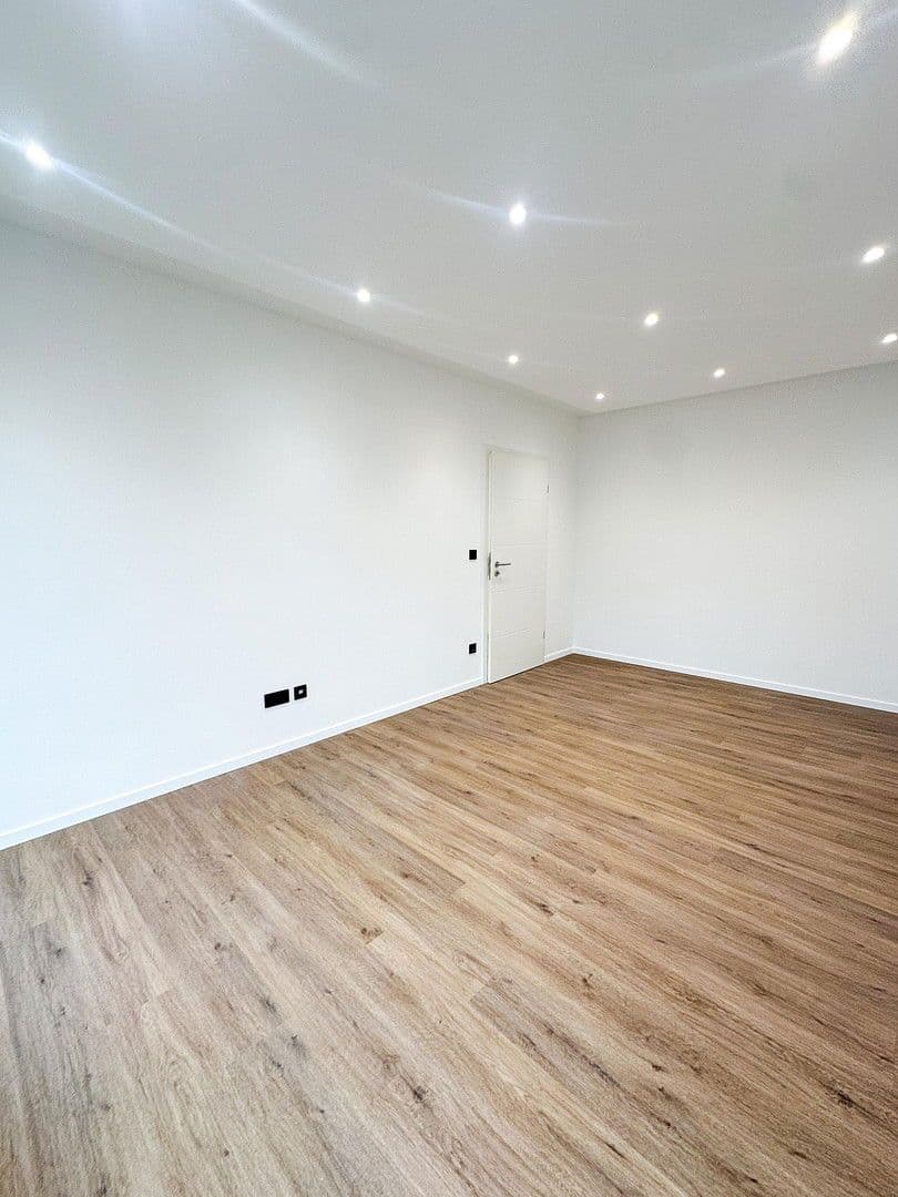 Prodej bytu 3+1 78 m², Kappelerstraße 3, Düsseldorf, Severní Porýní-Vestfálsko Prodej bytu 3+1 78 m², Kappelerstraße 3, Düsseldorf, Severní Porýní-Vestfálsko