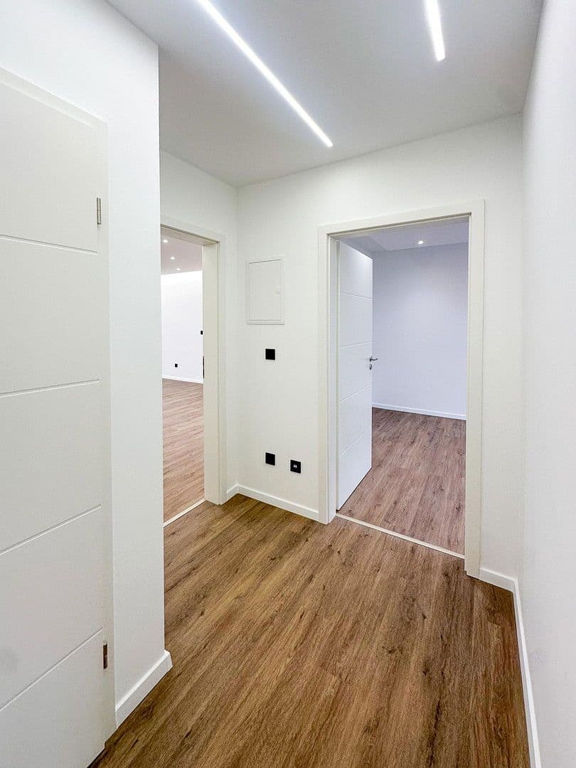 Prodej bytu 3+1 78 m², Kappelerstraße 3, Düsseldorf, Severní Porýní-Vestfálsko Prodej bytu 3+1 78 m², Kappelerstraße 3, Düsseldorf, Severní Porýní-Vestfálsko