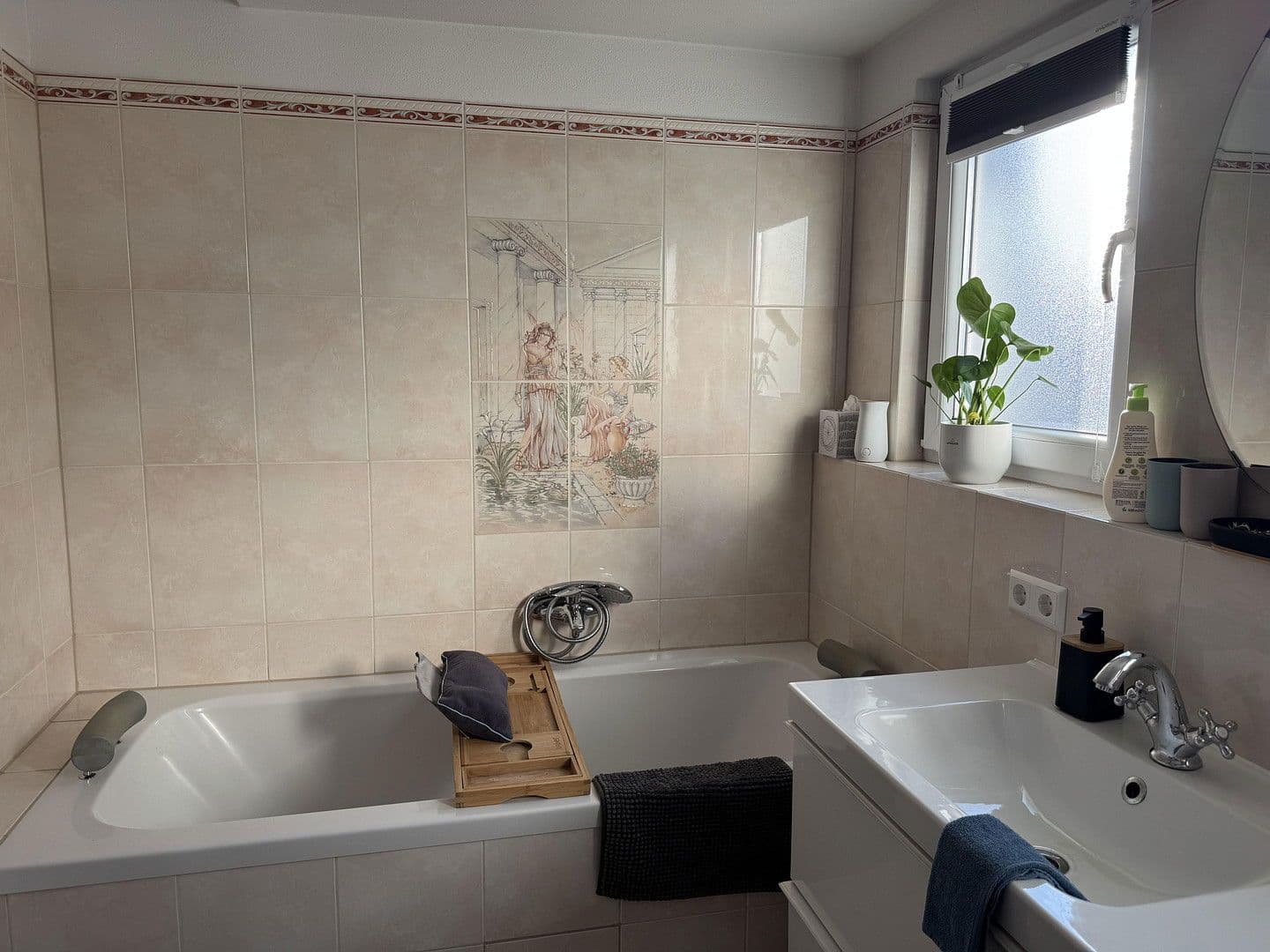 Prodej domu 170 m², pozemek 325 m², Kirchheim unter Teck, Bádensko-Württembersko Prodej domu 170 m², pozemek 325 m², Kirchheim unter Teck, Bádensko-Württembersko