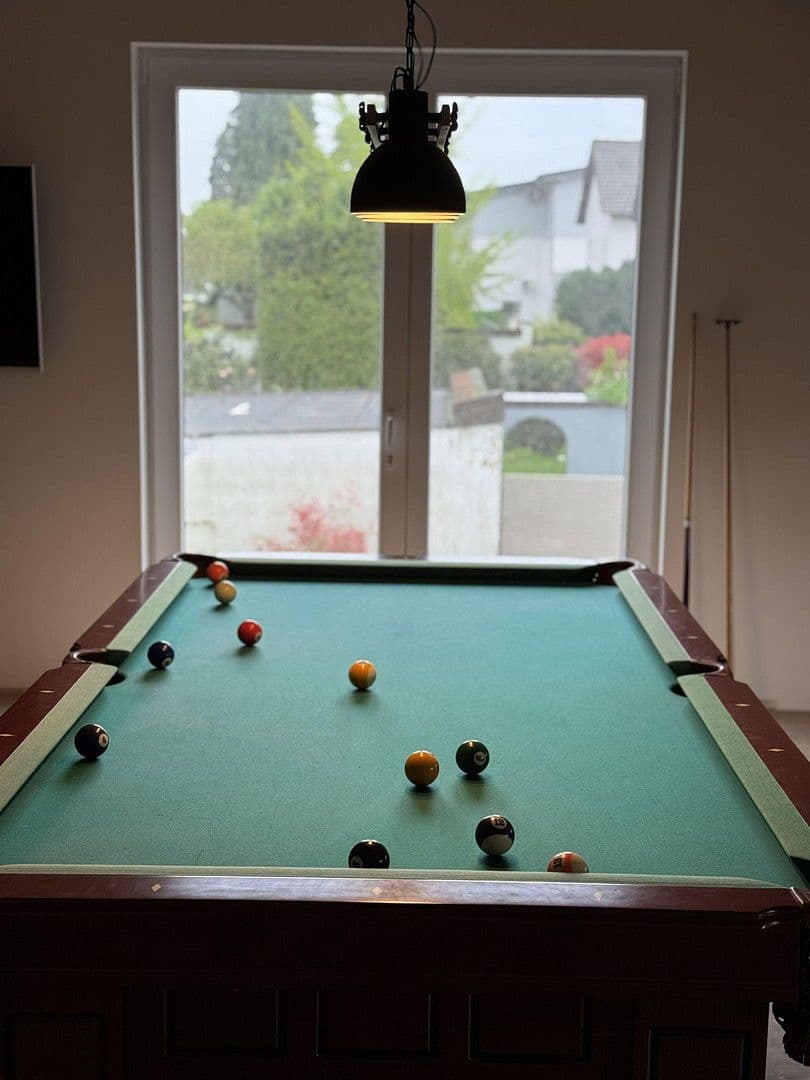 Prodej domu 220 m², pozemek 689 m², Muggensturm, Bádensko-Württembersko Prodej domu 220 m², pozemek 689 m², Muggensturm, Bádensko-Württembersko