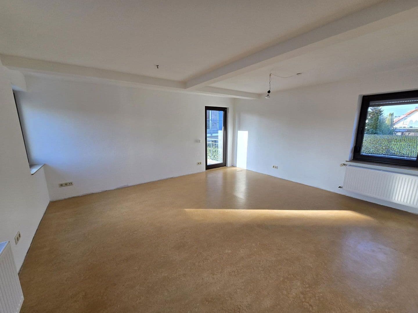 Pronájem bytu 3+1 92 m², Neuwied, Porýní-Falc Pronájem bytu 3+1 92 m², Neuwied, Porýní-Falc