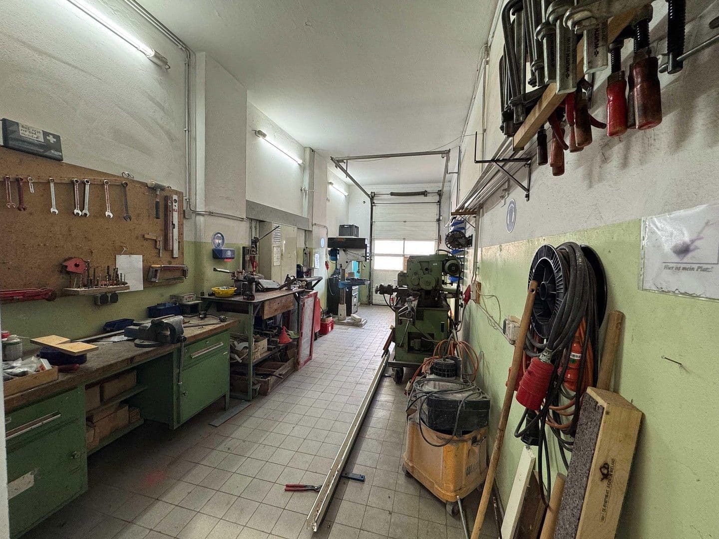 Pronájem nebytového prostoru 4.000 m², Töging, Bavorsko Pronájem nebytového prostoru 4.000 m², Töging, Bavorsko