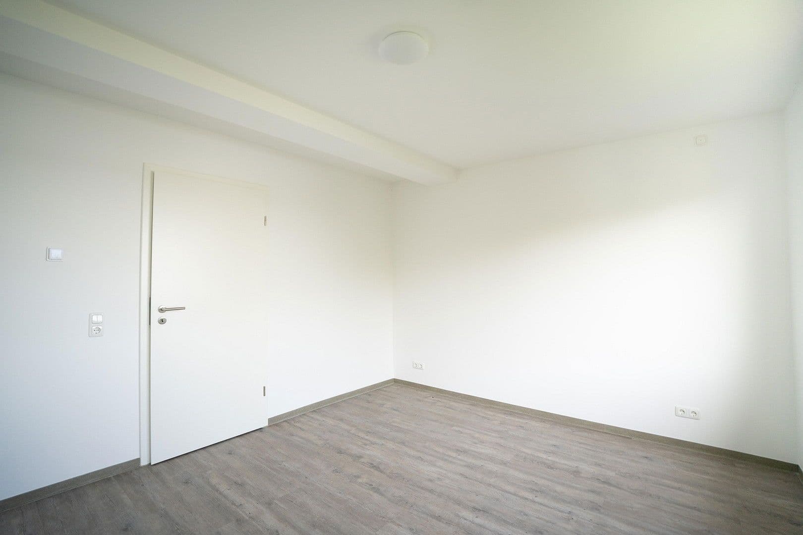 Prodej domu 238 m², pozemek 1.866 m², Zerbst/Anhalt, Sasko-Anhaltsko Prodej domu 238 m², pozemek 1.866 m², Zerbst/Anhalt, Sasko-Anhaltsko