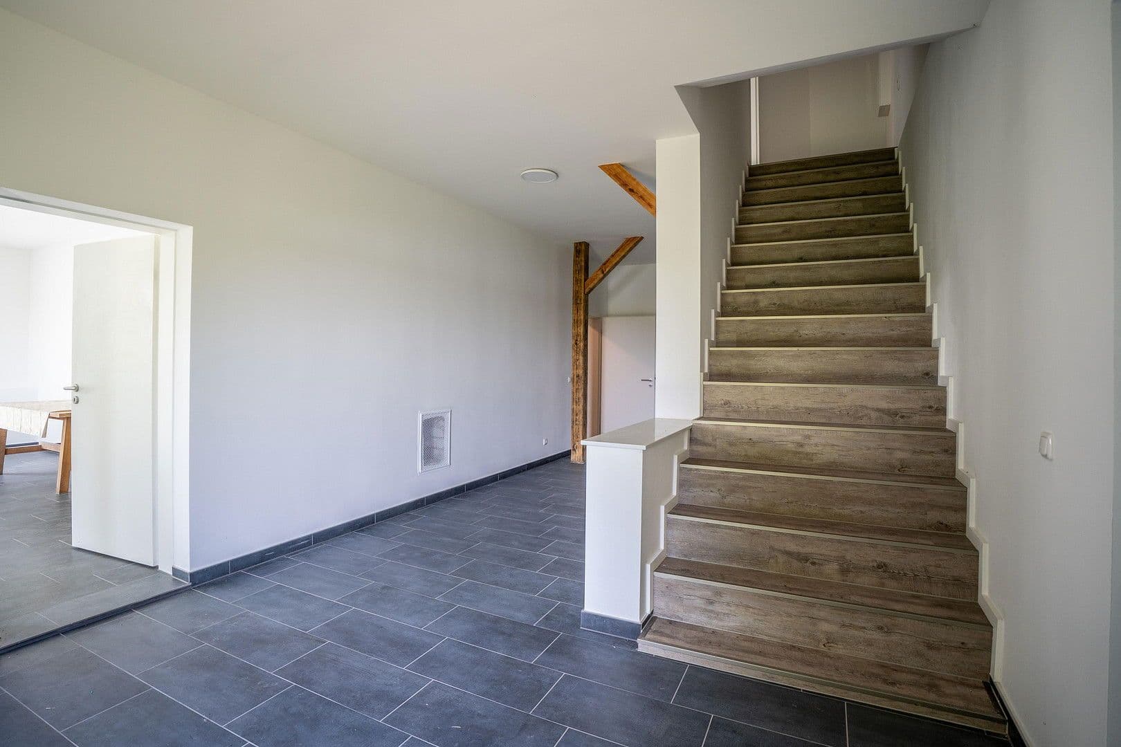 Prodej domu 238 m², pozemek 1.866 m², Zerbst/Anhalt, Sasko-Anhaltsko Prodej domu 238 m², pozemek 1.866 m², Zerbst/Anhalt, Sasko-Anhaltsko