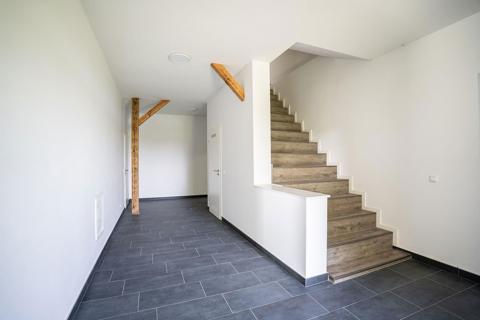 Prodej domu 238 m², pozemek 1.866 m², Zerbst/Anhalt, Sasko-Anhaltsko Prodej domu 238 m², pozemek 1.866 m², Zerbst/Anhalt, Sasko-Anhaltsko