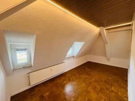 Pronájem bytu 15 m², Bottwarbahnstraße 25, Heilbronn, Bádensko-Württembersko Pronájem bytu 15 m², Bottwarbahnstraße 25, Heilbronn, Bádensko-Württembersko