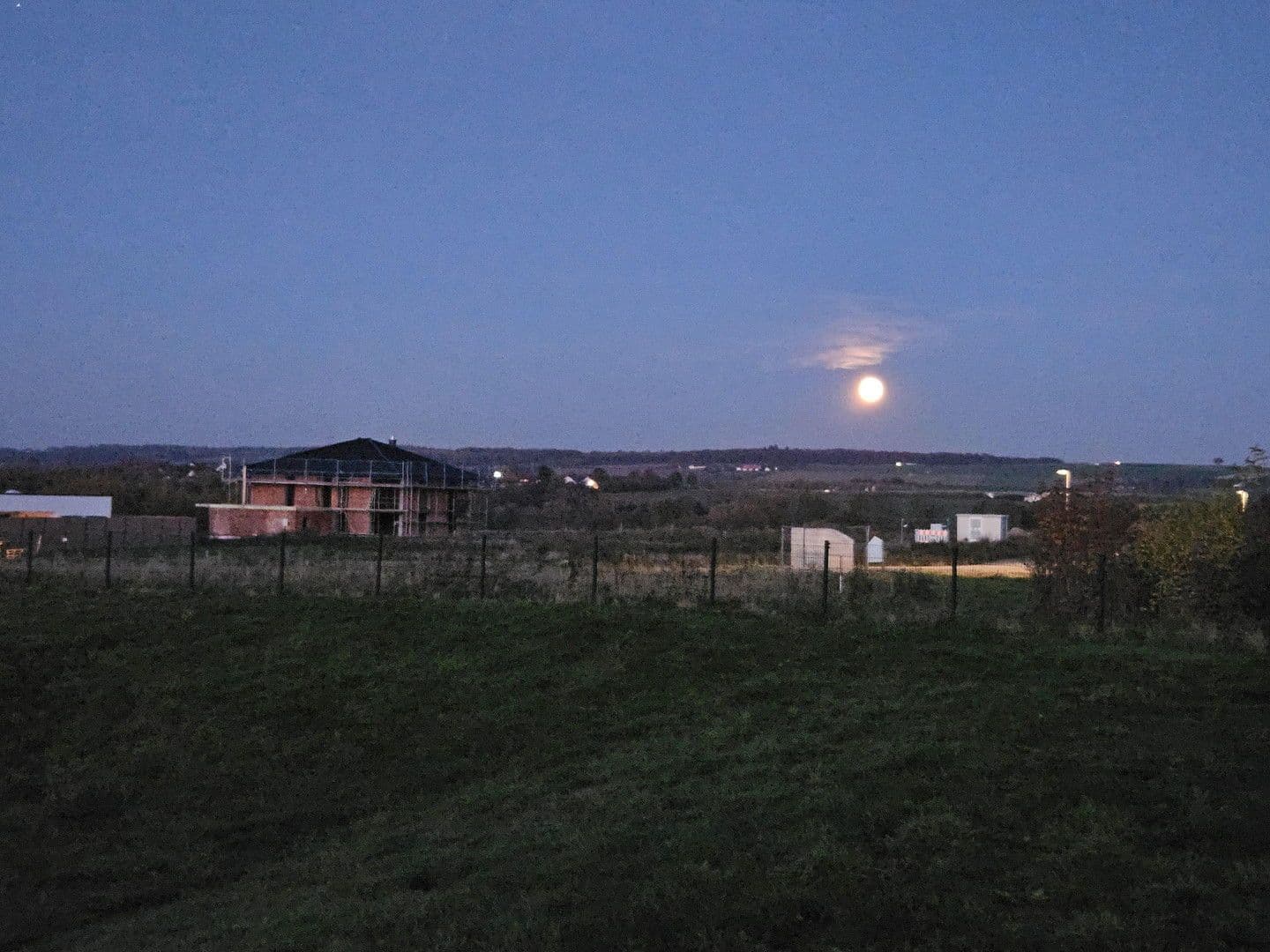 Prodej pozemku 496 m², Offenbergblick 16, Hofgeismar, Hessen Prodej pozemku 496 m², Offenbergblick 16, Hofgeismar, Hessen