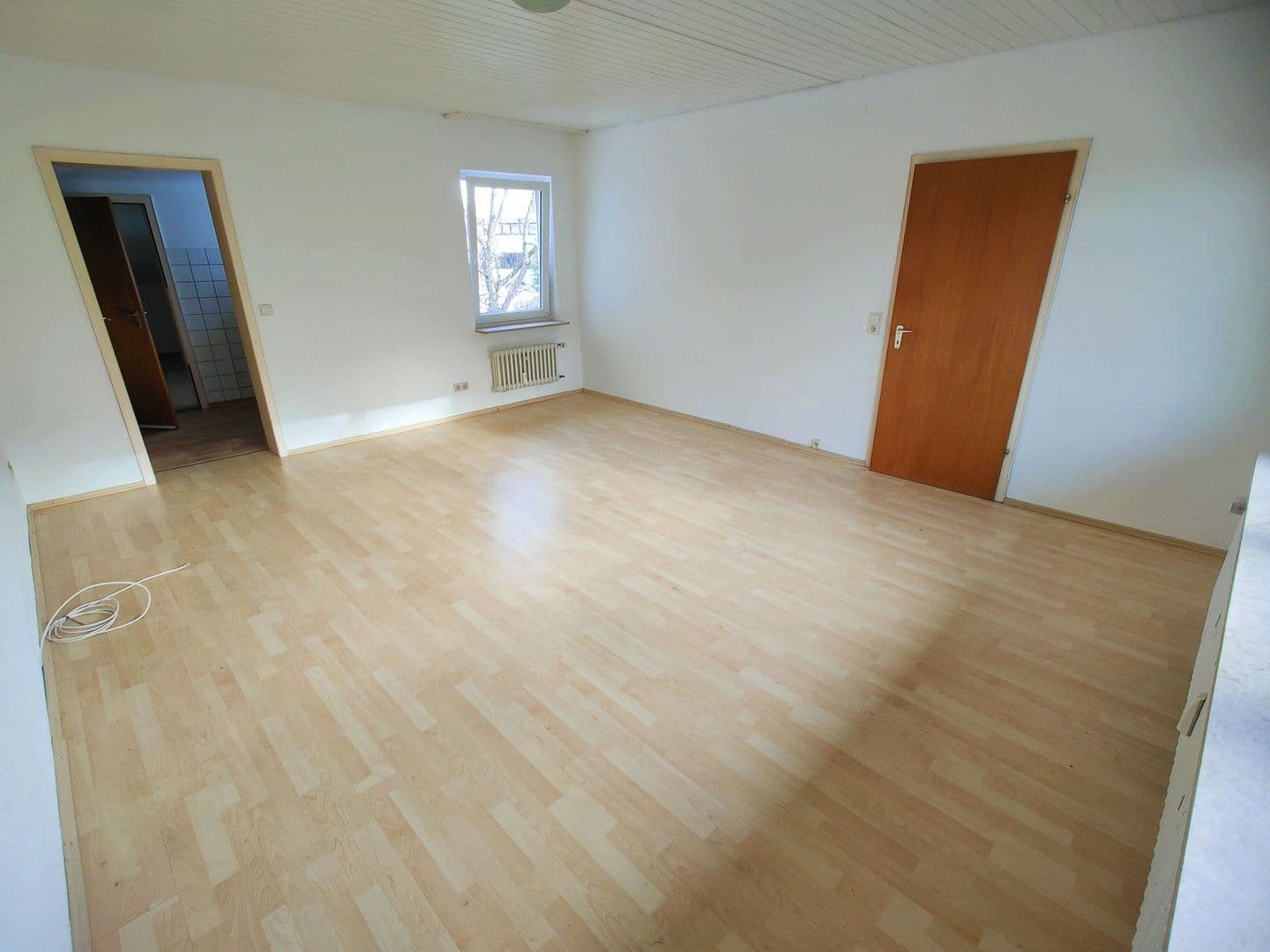 Pronájem bytu 2+kk 65 m², Reutlingen, Bádensko-Württembersko Pronájem bytu 2+kk 65 m², Reutlingen, Bádensko-Württembersko