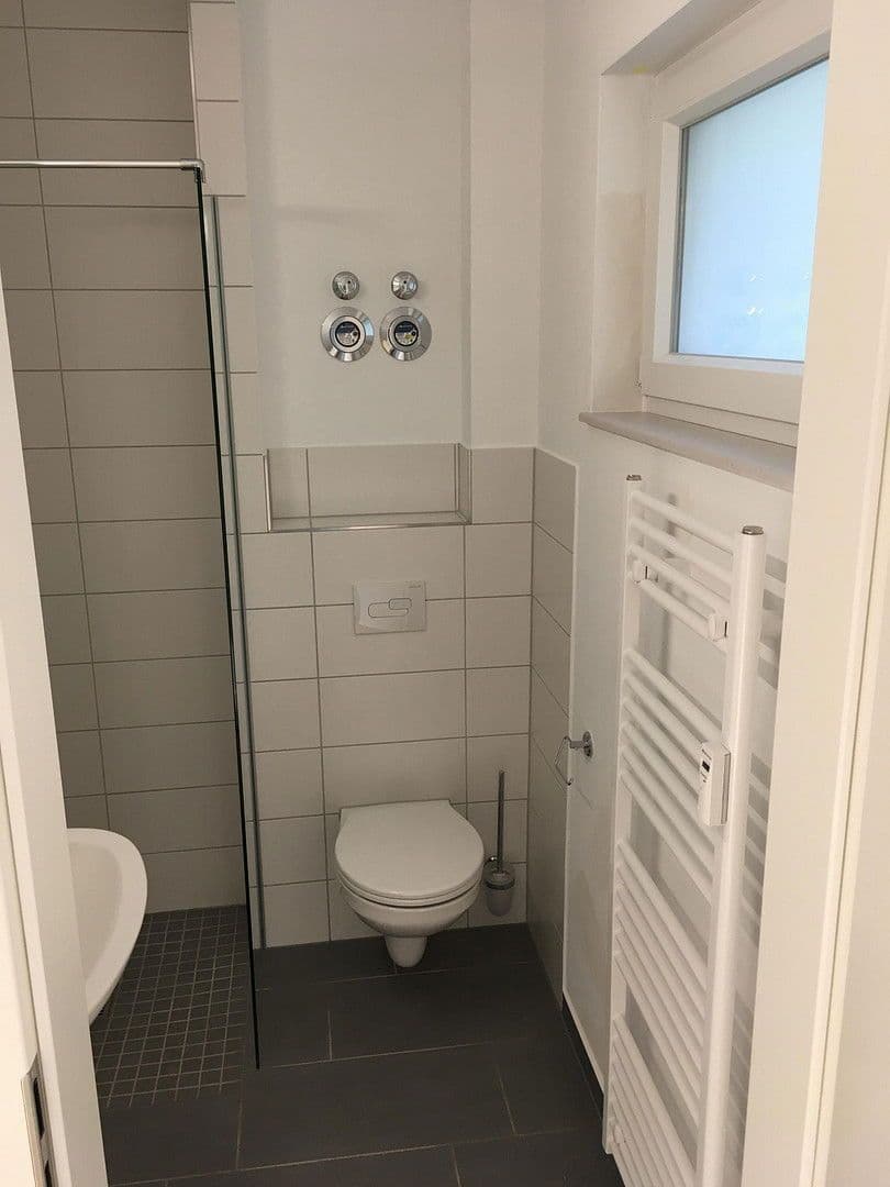 Pronájem bytu 1+1 20 m², Archibaldweg 12, Berlin, Berlín Pronájem bytu 1+1 20 m², Archibaldweg 12, Berlin, Berlín