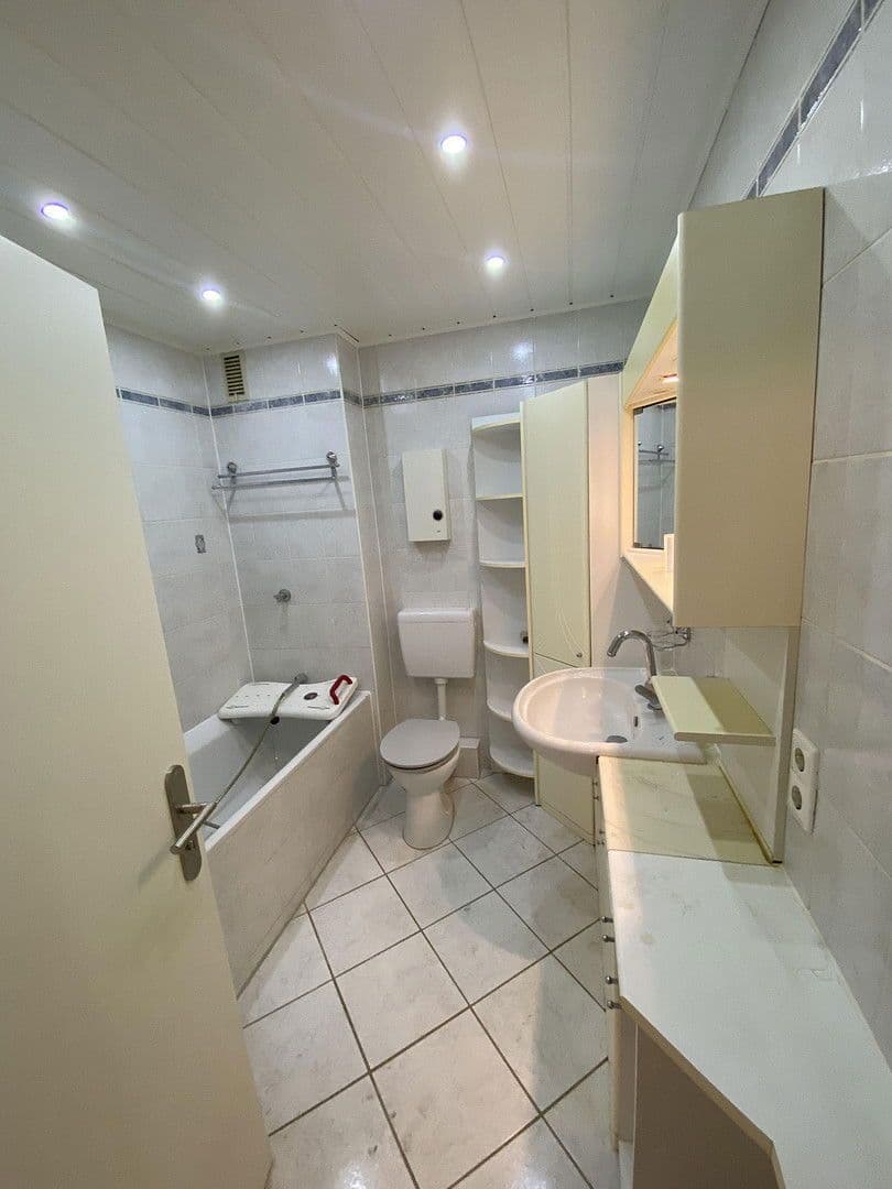 Pronájem bytu 3+kk 75 m², Cecilienstr. 3, Moers, Severní Porýní-Vestfálsko Pronájem bytu 3+kk 75 m², Cecilienstr. 3, Moers, Severní Porýní-Vestfálsko