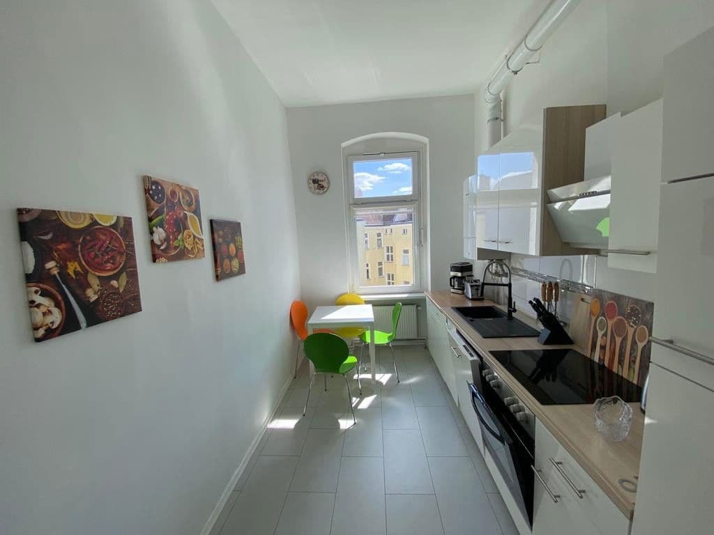 Pronájem bytu 3+1 90 m², Berlin, Berlín Pronájem bytu 3+1 90 m², Berlin, Berlín