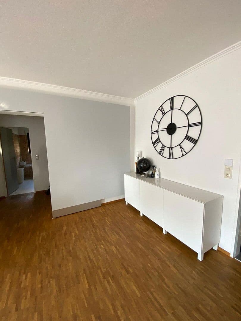 Pronájem bytu 3+1 99 m², Baden-Baden, Bádensko-Württembersko Pronájem bytu 3+1 99 m², Baden-Baden, Bádensko-Württembersko