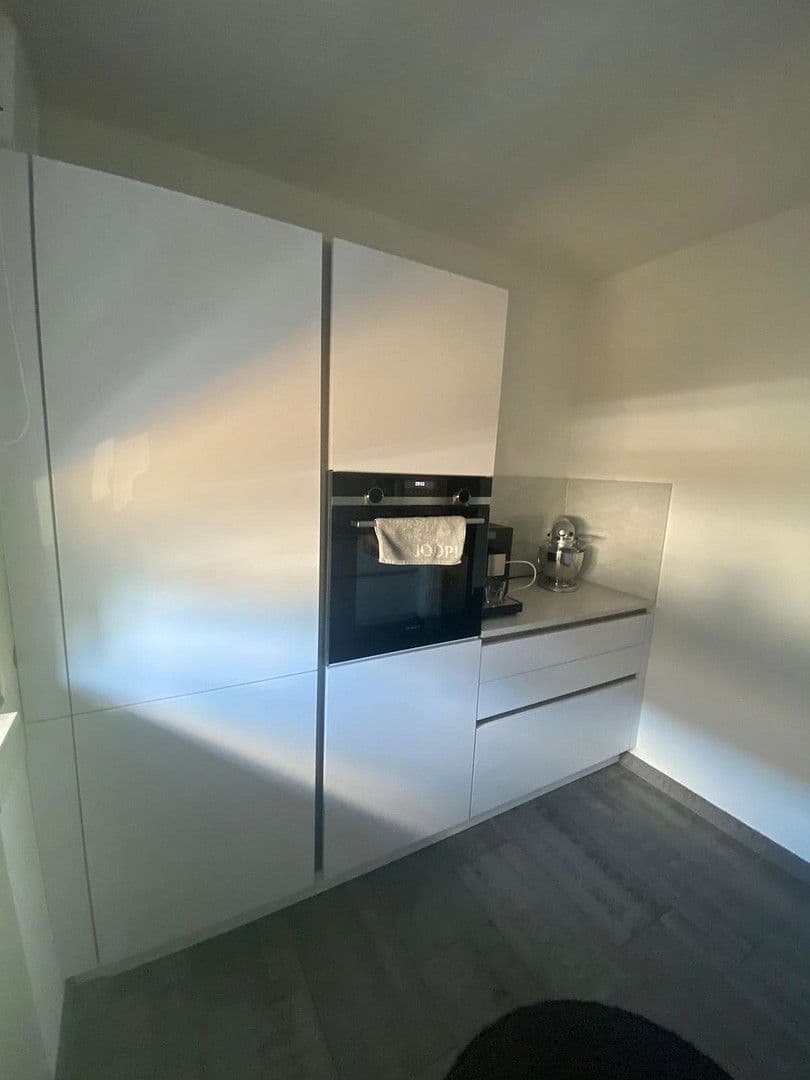 Pronájem bytu 3+1 99 m², Baden-Baden, Bádensko-Württembersko Pronájem bytu 3+1 99 m², Baden-Baden, Bádensko-Württembersko