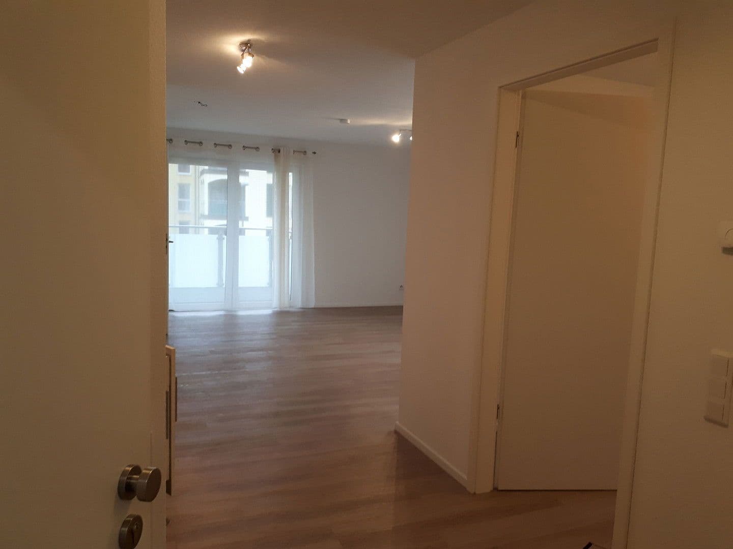 Prodej bytu 2+1 51 m², Ludwigshafen, Porýní-Falc Prodej bytu 2+1 51 m², Ludwigshafen, Porýní-Falc