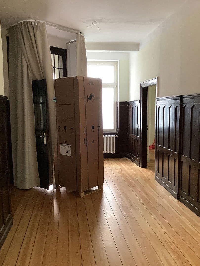 Pronájem bytu 4+1 165 m², Lindenauallee 28, Gotha, Durynsko Pronájem bytu 4+1 165 m², Lindenauallee 28, Gotha, Durynsko