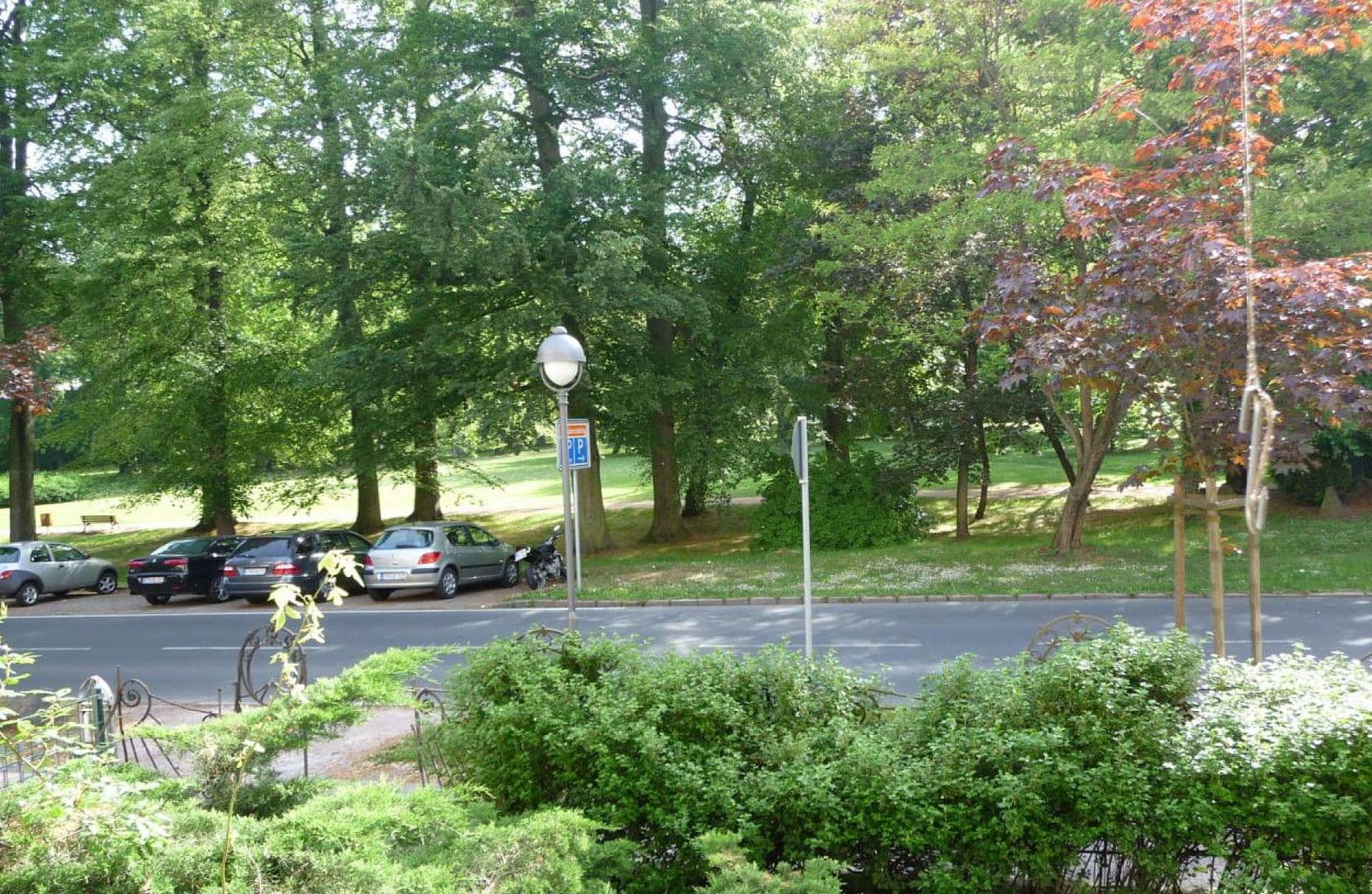 Pronájem bytu 4+1 165 m², Lindenauallee 28, Gotha, Durynsko Pronájem bytu 4+1 165 m², Lindenauallee 28, Gotha, Durynsko