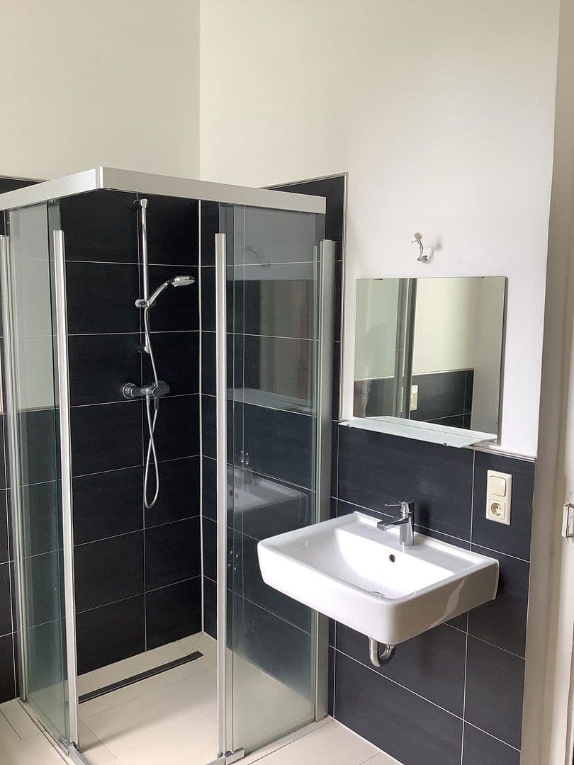 Pronájem bytu 4+1 165 m², Lindenauallee 28, Gotha, Durynsko Pronájem bytu 4+1 165 m², Lindenauallee 28, Gotha, Durynsko