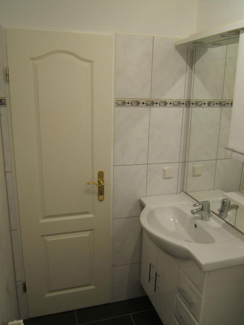 Pronájem bytu 2+1 38 m², Frankfurt, Hessen Pronájem bytu 2+1 38 m², Frankfurt, Hessen