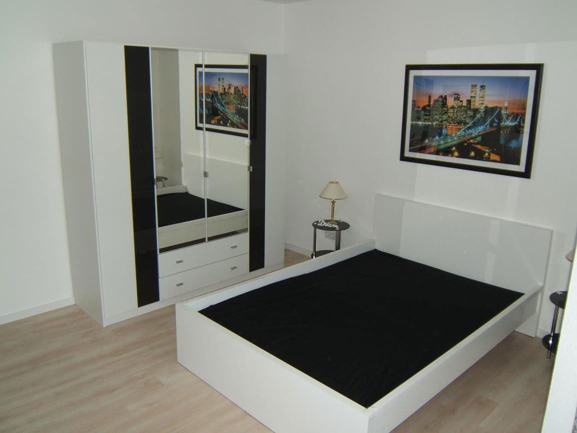 Pronájem bytu 2+1 38 m², Frankfurt, Hessen Pronájem bytu 2+1 38 m², Frankfurt, Hessen