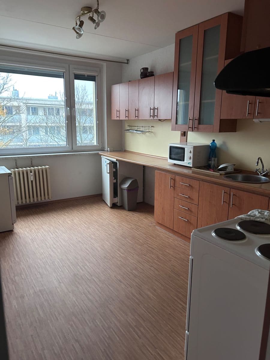 Pronájem bytu 3+1 72 m², Čenětická, Praha, Praha Pronájem bytu 3+1 72 m², Čenětická, Praha, Praha