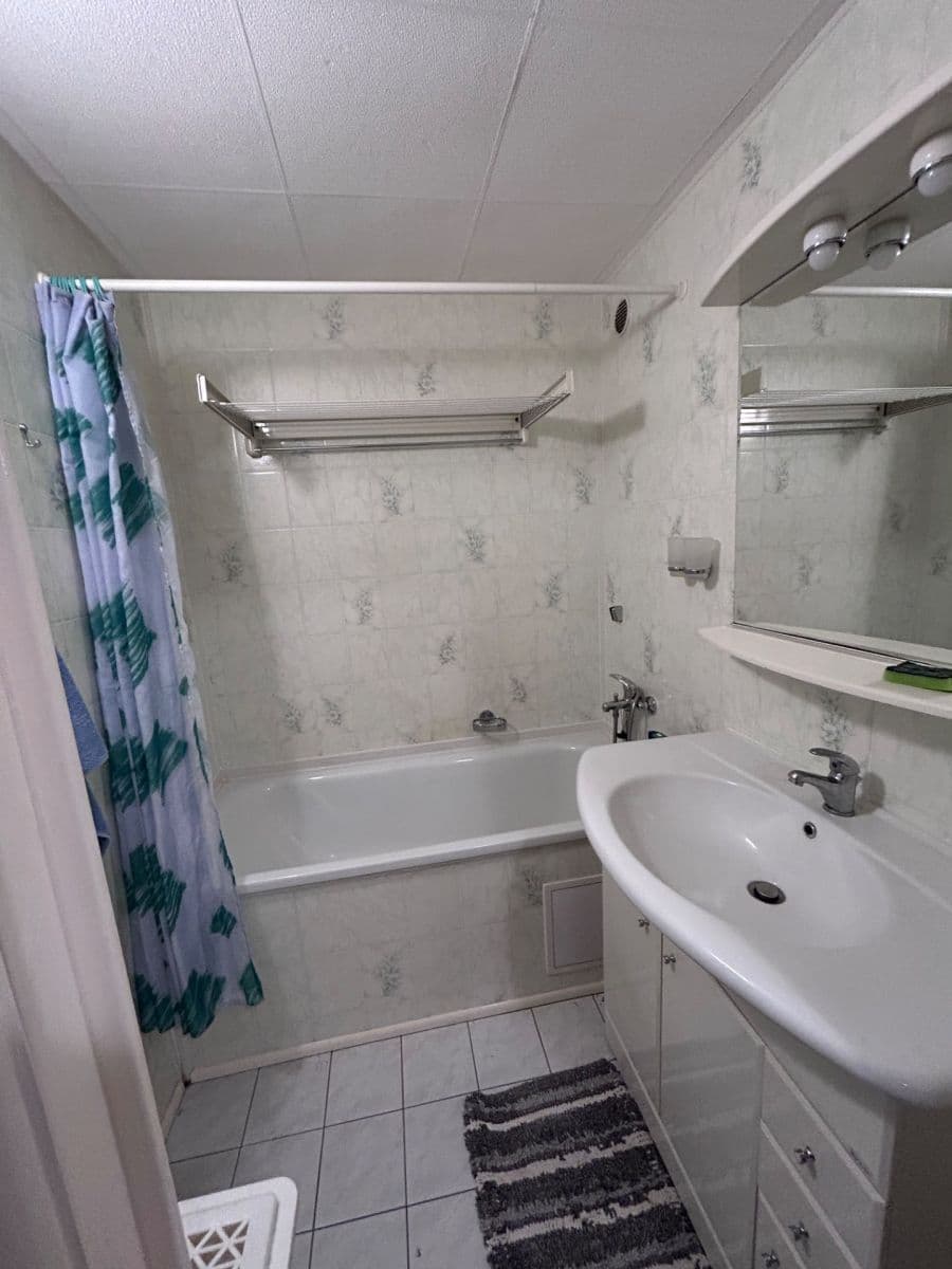 Pronájem bytu 3+1 72 m², Čenětická, Praha, Praha Pronájem bytu 3+1 72 m², Čenětická, Praha, Praha