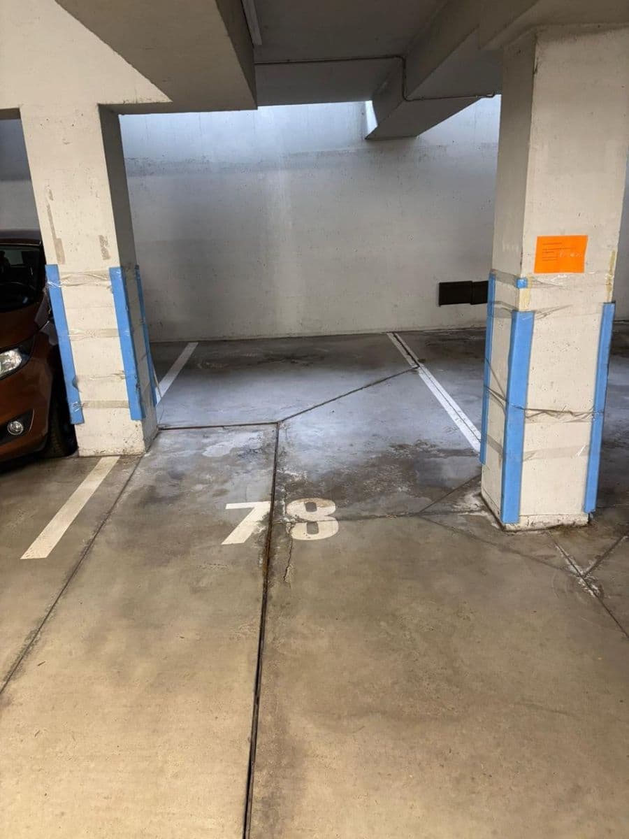 Prodej garáže 12 m², Padovská, Praha, Praha Prodej garáže 12 m², Padovská, Praha, Praha