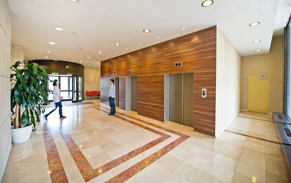 Pronájem kanceláře 15 m², Vršovické náměstí, Praha, Praha Pronájem kanceláře 15 m², Vršovické náměstí, Praha, Praha