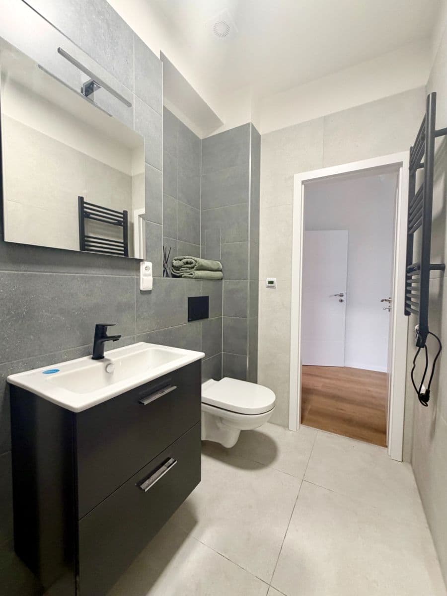 Pronájem bytu 1+1 31 m², U Tyrše, Praha, Praha Pronájem bytu 1+1 31 m², U Tyrše, Praha, Praha