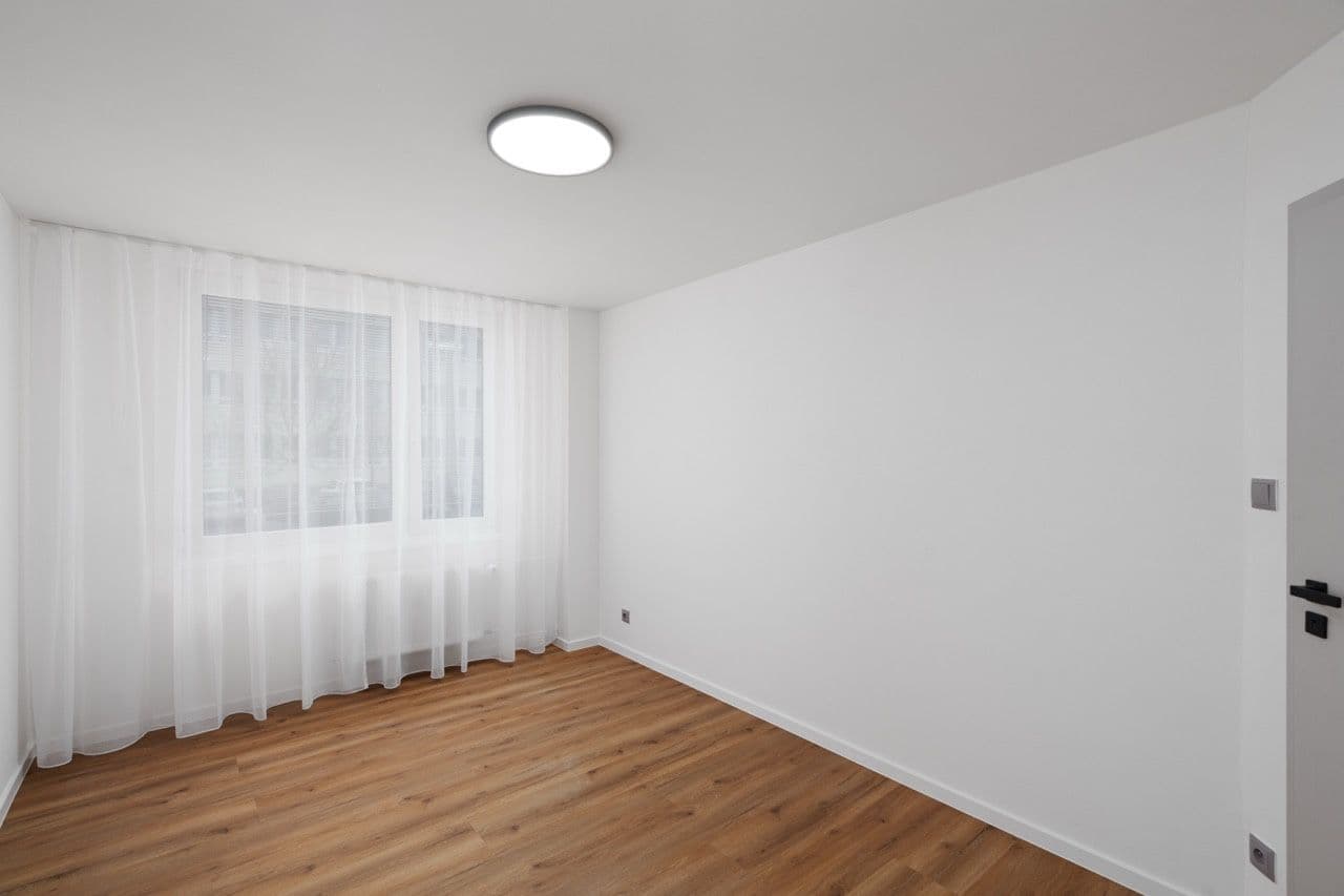 Prodej bytu 3+kk 86 m², Dr. Horákové, Poděbrady, Středočeský kraj Prodej bytu 3+kk 86 m², Dr. Horákové, Poděbrady, Středočeský kraj