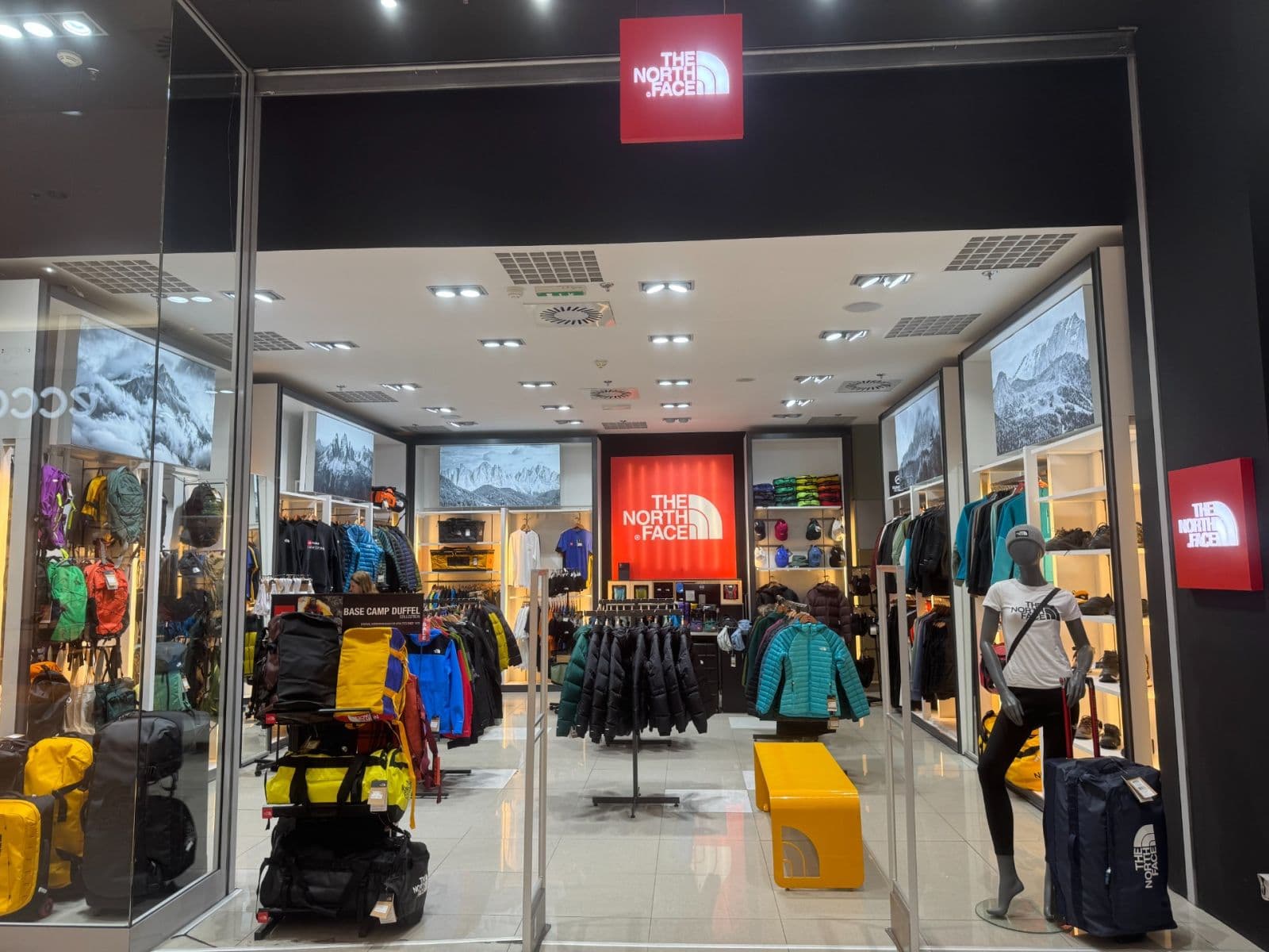 Pronájem nebytového prostoru 97 m², Praha, Praha Pronájem nebytového prostoru 97 m², Praha, Praha