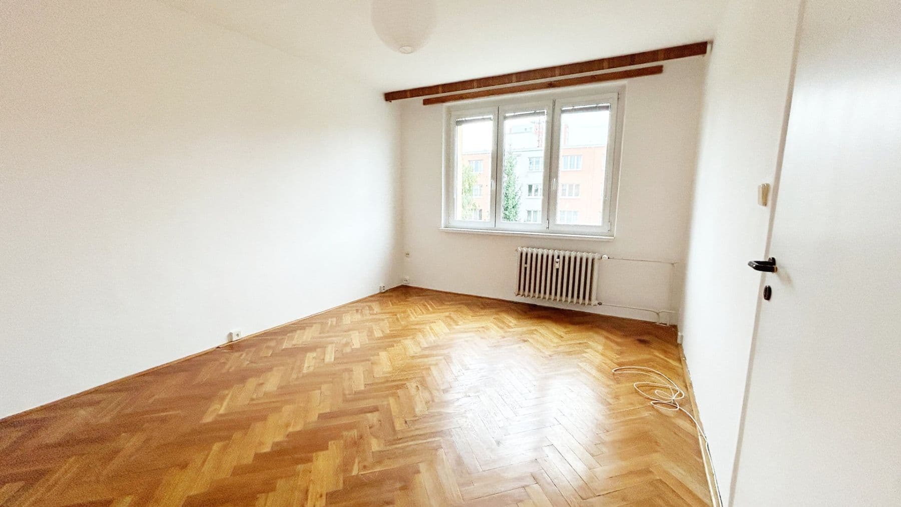 Pronájem bytu 1+1 35 m², Lyžařská, Praha, Praha Pronájem bytu 1+1 35 m², Lyžařská, Praha, Praha