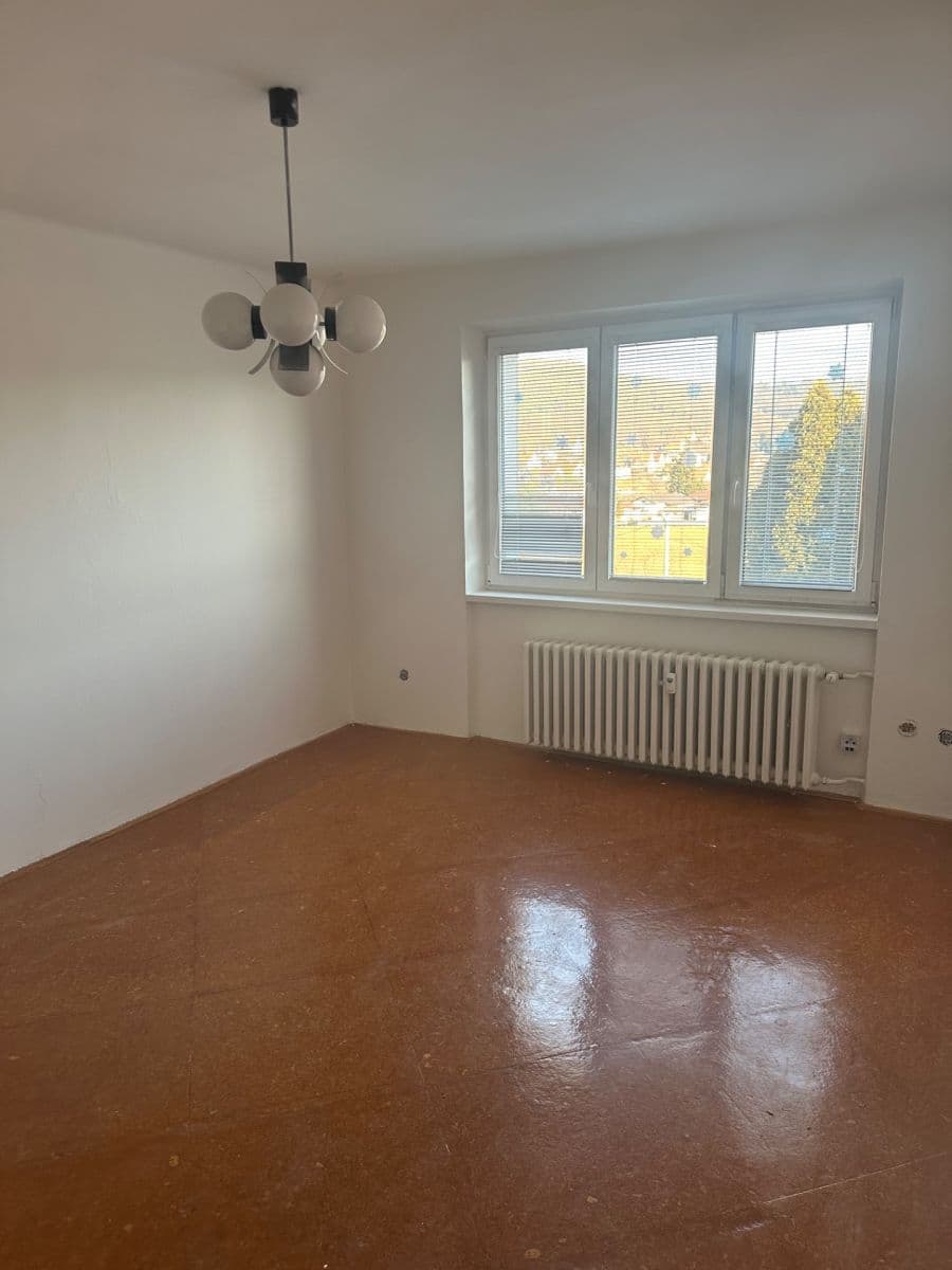 Pronájem bytu 2+1 55 m², Sídliště, Nový Knín, Středočeský kraj Pronájem bytu 2+1 55 m², Sídliště, Nový Knín, Středočeský kraj