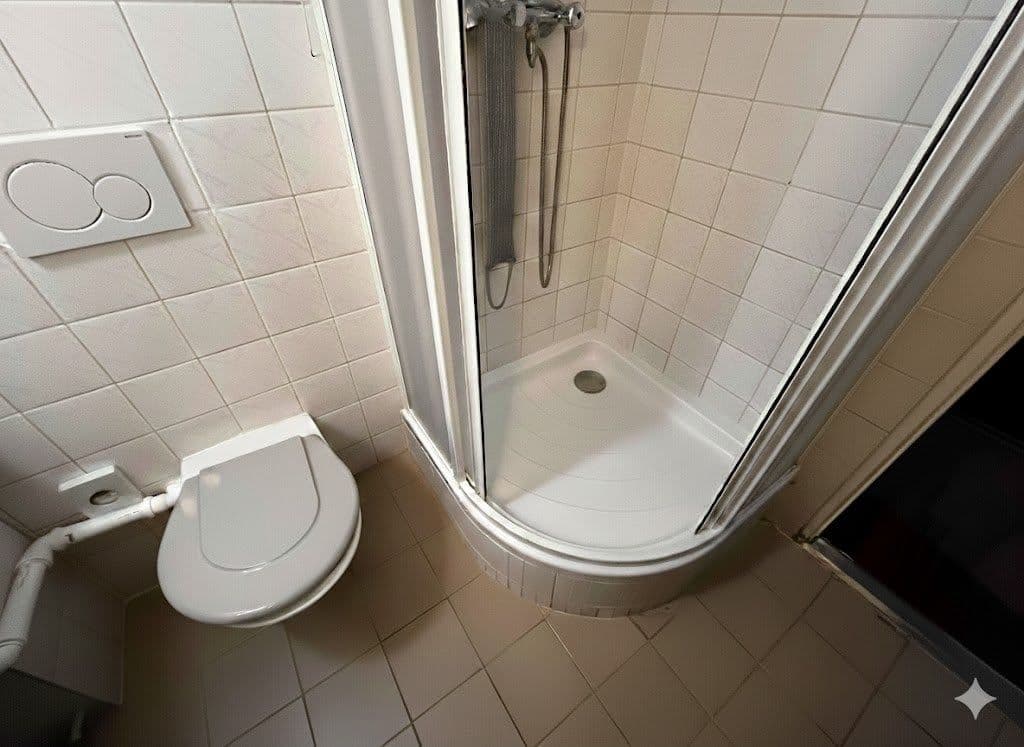 Pronájem bytu 1+kk 20 m², Na okruhu, Praha, Praha Pronájem bytu 1+kk 20 m², Na okruhu, Praha, Praha