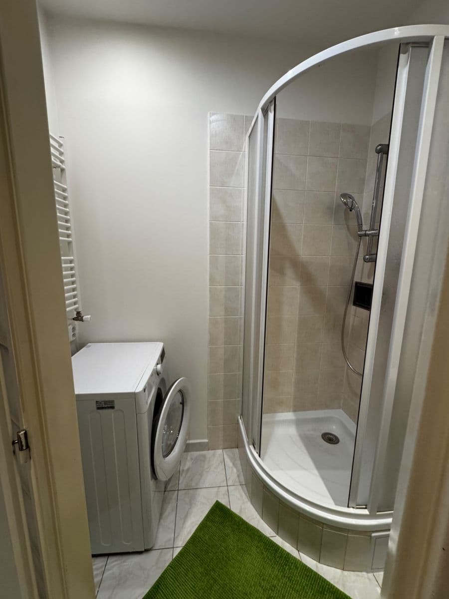 Pronájem bytu 2+kk 51 m², Na Břehu, Praha, Praha Pronájem bytu 2+kk 51 m², Na Břehu, Praha, Praha