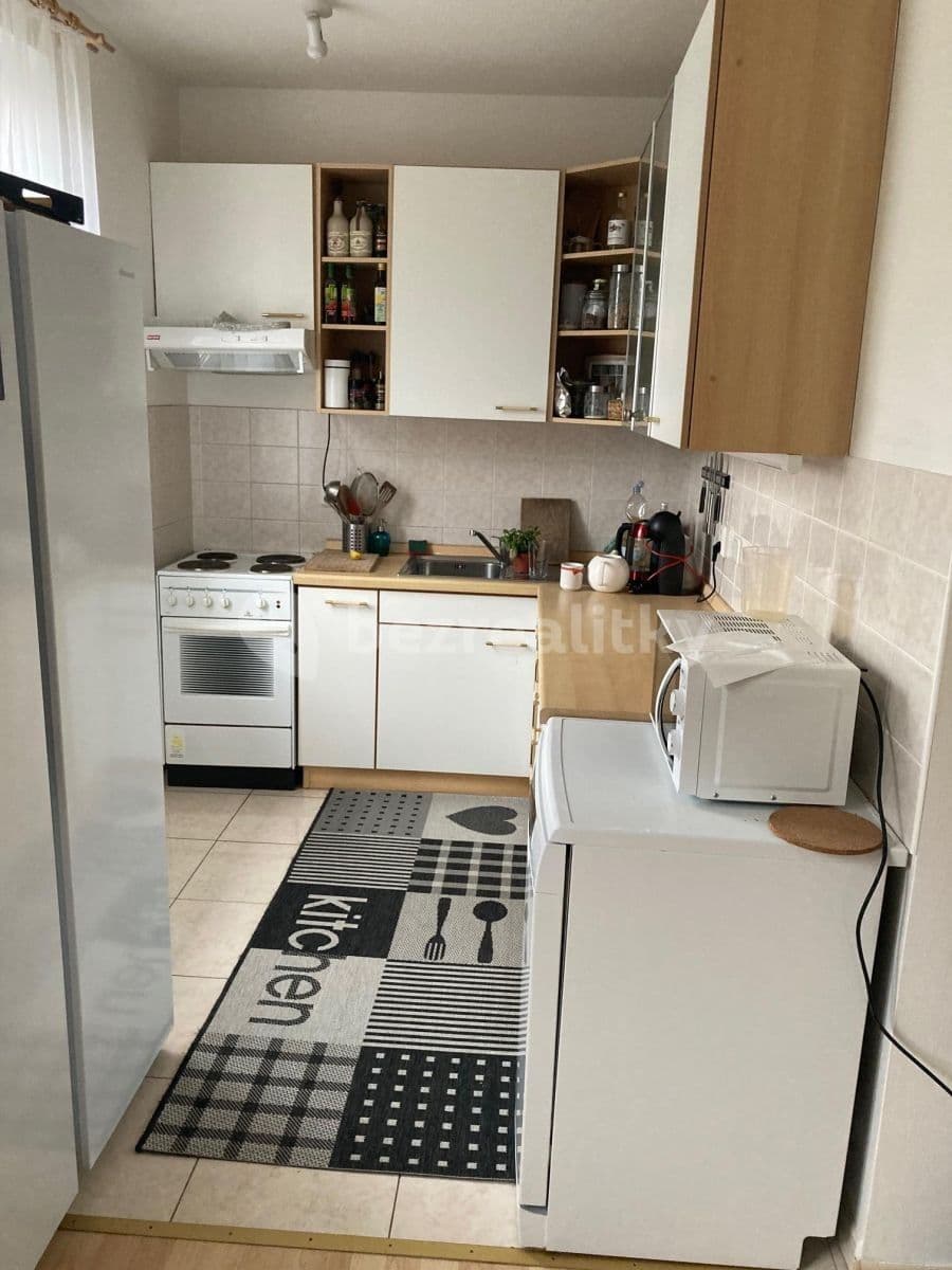 Pronájem bytu 3+kk 95 m², Velké Popovice, Středočeský kraj Pronájem bytu 3+kk 95 m², Velké Popovice, Středočeský kraj