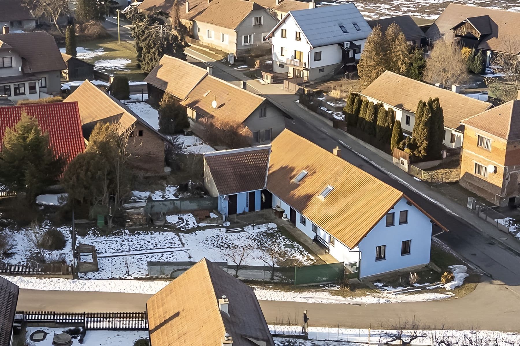 Prodej domu 180 m², pozemek 449 m², Chroustov, Středočeský kraj Prodej domu 180 m², pozemek 449 m², Chroustov, Středočeský kraj