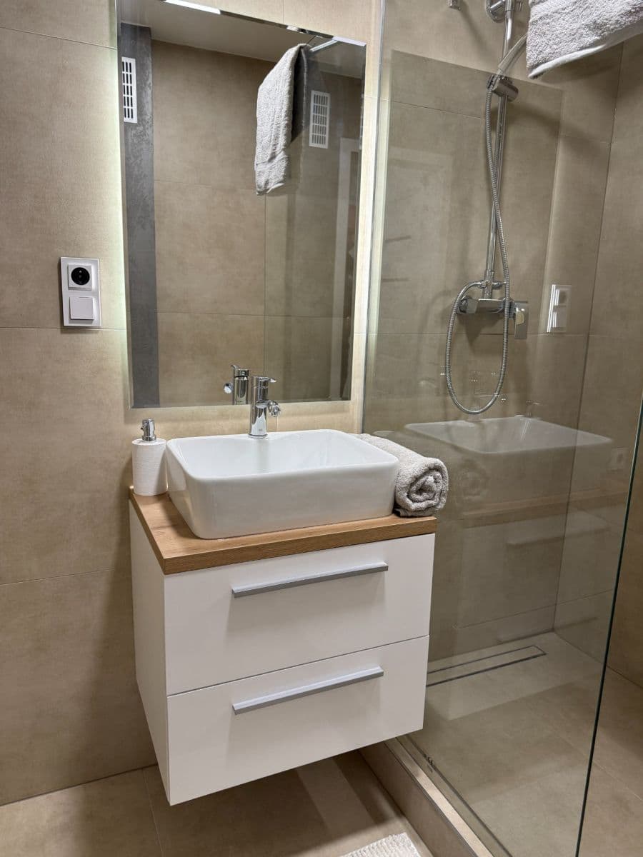 Prodej bytu 3+kk 64 m², Ukrajinská, Ostrava, Moravskoslezský kraj Prodej bytu 3+kk 64 m², Ukrajinská, Ostrava, Moravskoslezský kraj