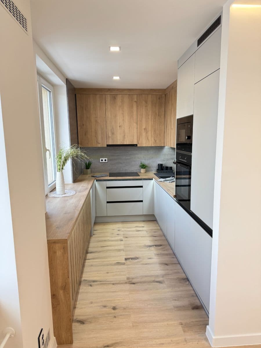 Prodej bytu 3+kk 64 m², Ukrajinská, Ostrava, Moravskoslezský kraj Prodej bytu 3+kk 64 m², Ukrajinská, Ostrava, Moravskoslezský kraj