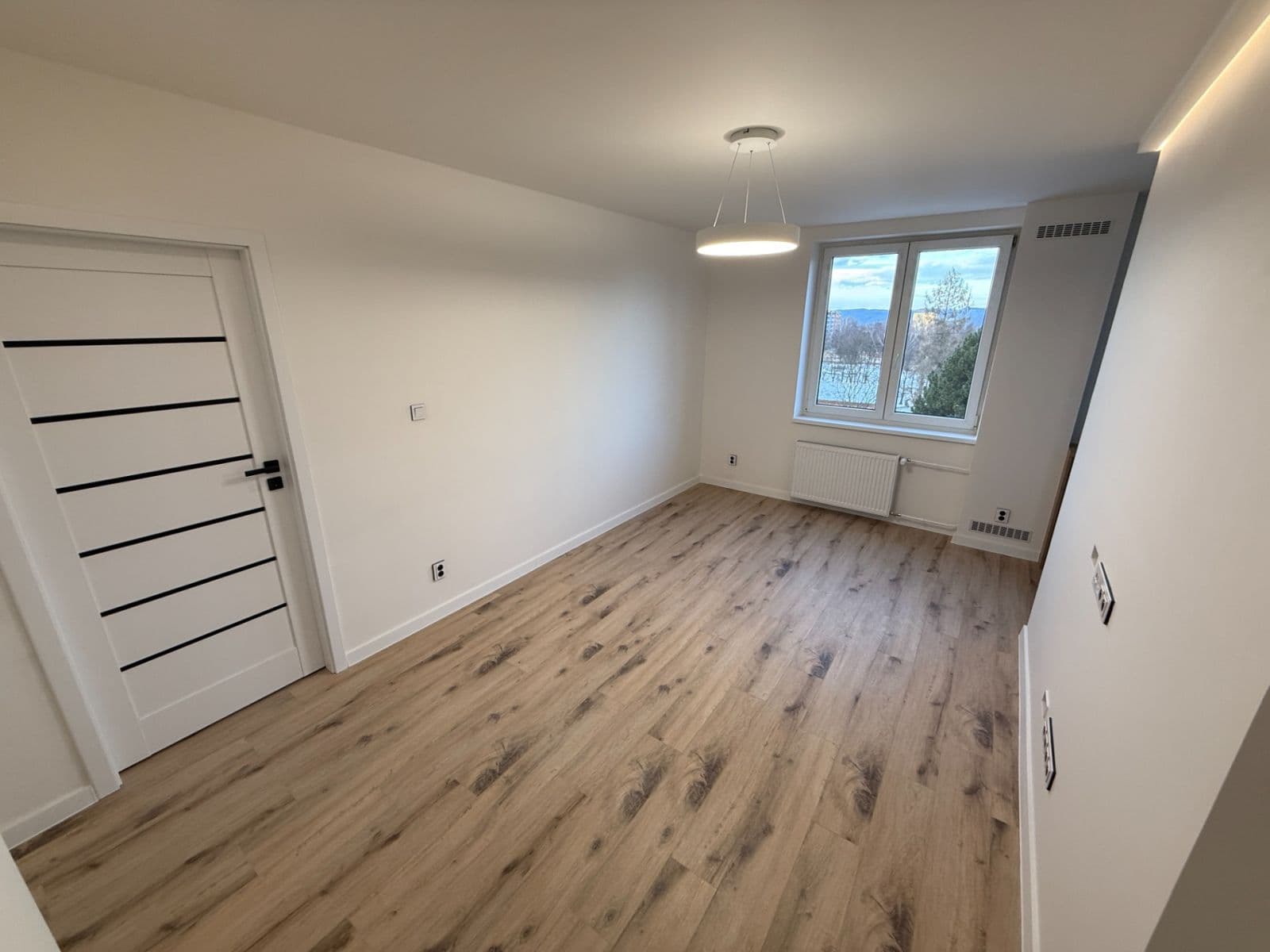 Prodej bytu 3+kk 64 m², Ukrajinská, Ostrava, Moravskoslezský kraj Prodej bytu 3+kk 64 m², Ukrajinská, Ostrava, Moravskoslezský kraj