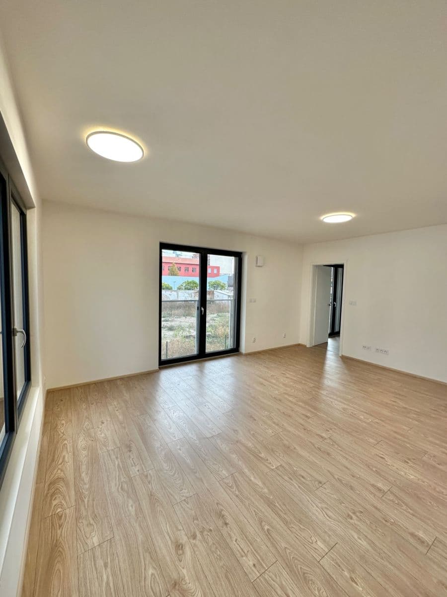 Pronájem bytu 2+kk 54 m², Bratislavská, Brno, Jihomoravský kraj Pronájem bytu 2+kk 54 m², Bratislavská, Brno, Jihomoravský kraj