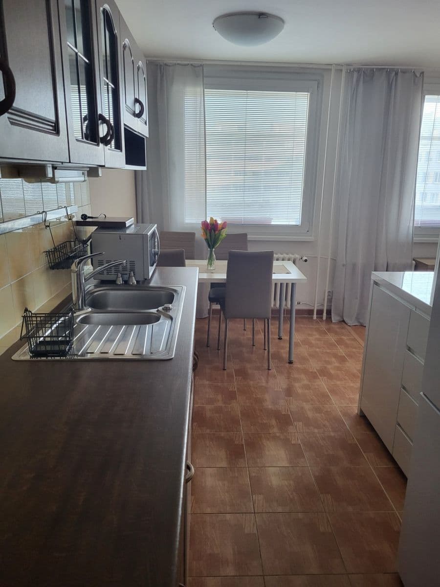 Pronájem bytu 3+kk 77 m², Prusíkova, Praha, Praha Pronájem bytu 3+kk 77 m², Prusíkova, Praha, Praha